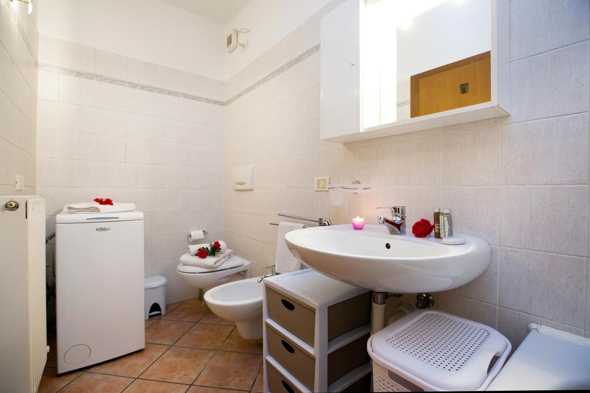 Appartamento Centro Storico Riva 2 - Happy Rentals Exteriér fotografie